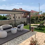 Apartment Apartments & Room Piutti