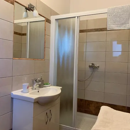 Apartments & Room Piutti Apartment Bale